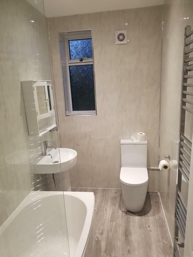 אדינבורו Sighthill 3 Bedrooms With Private Garden מראה חיצוני תמונה